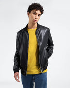 premium/model/editorial-1