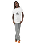Design din egen heavyweight T-shirt til kvinder med print