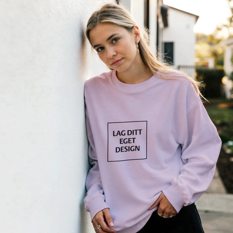Personlig College Sweater med Eget Tryk | Design Din Unikke Sweater